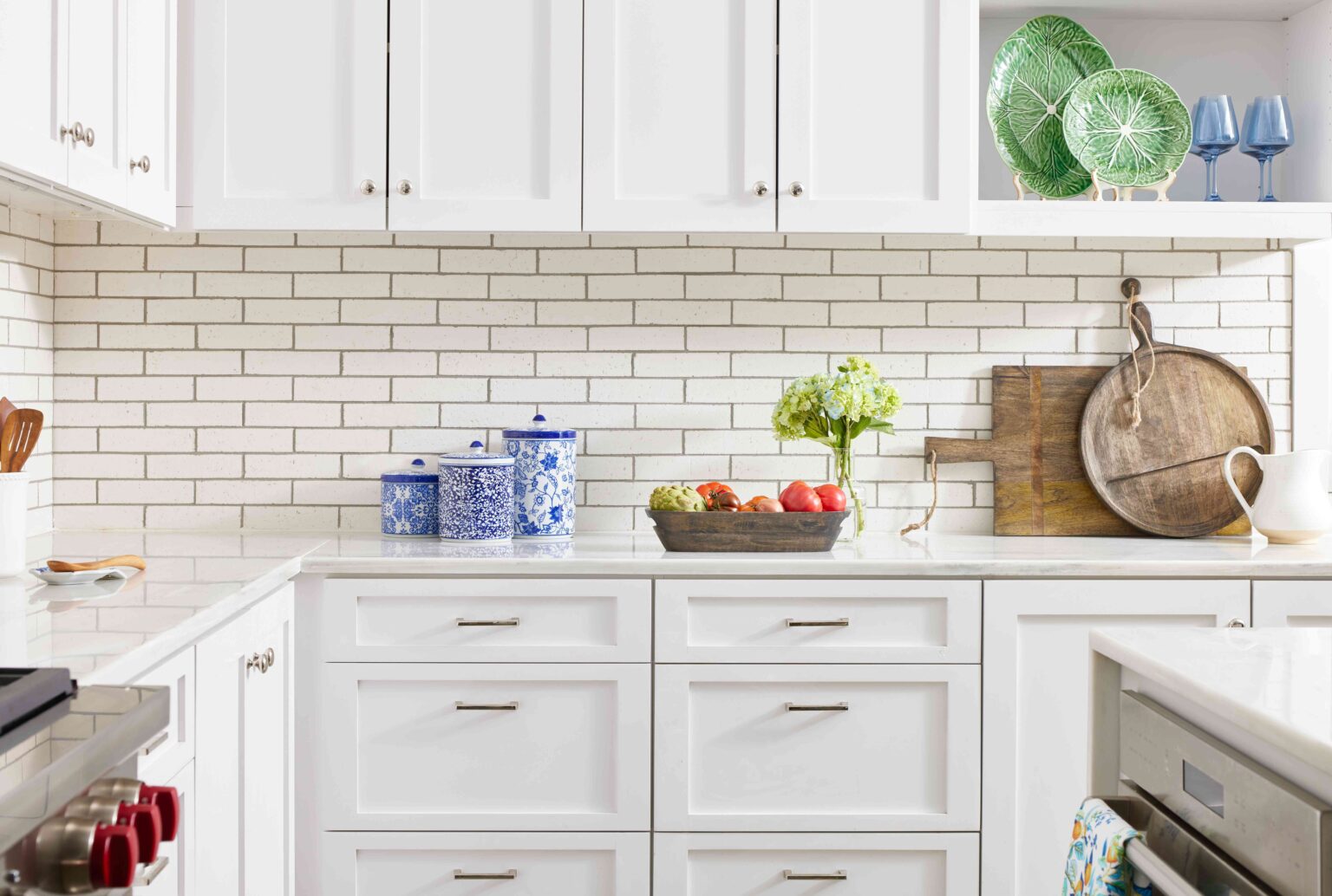 3 Things You Should Never Store On Your Kitchen Counter (Plus, What Actually Belongs!)