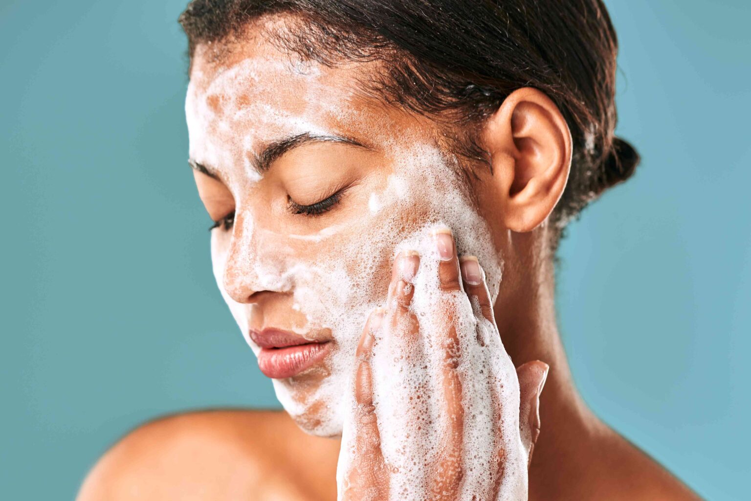 Does Oxygen Skincare Help Promote Healthier Skin? We Asked Dermatologists