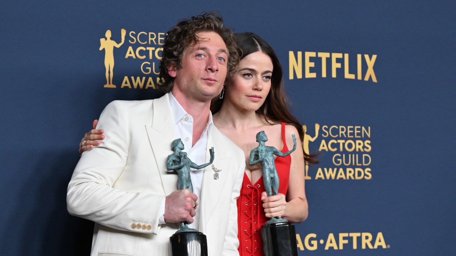 Jeremy Allen White Caught Kissing ‘The Bear’ Co-Star