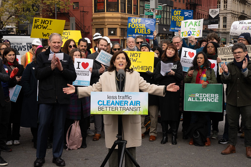 MTA Board members: Yes, sue Hochul