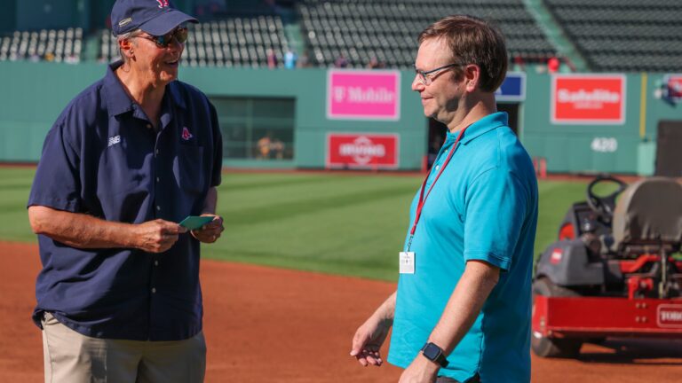 Red Sox groundskeeper Dave Mellor announces retirement after 23 years at Fenway