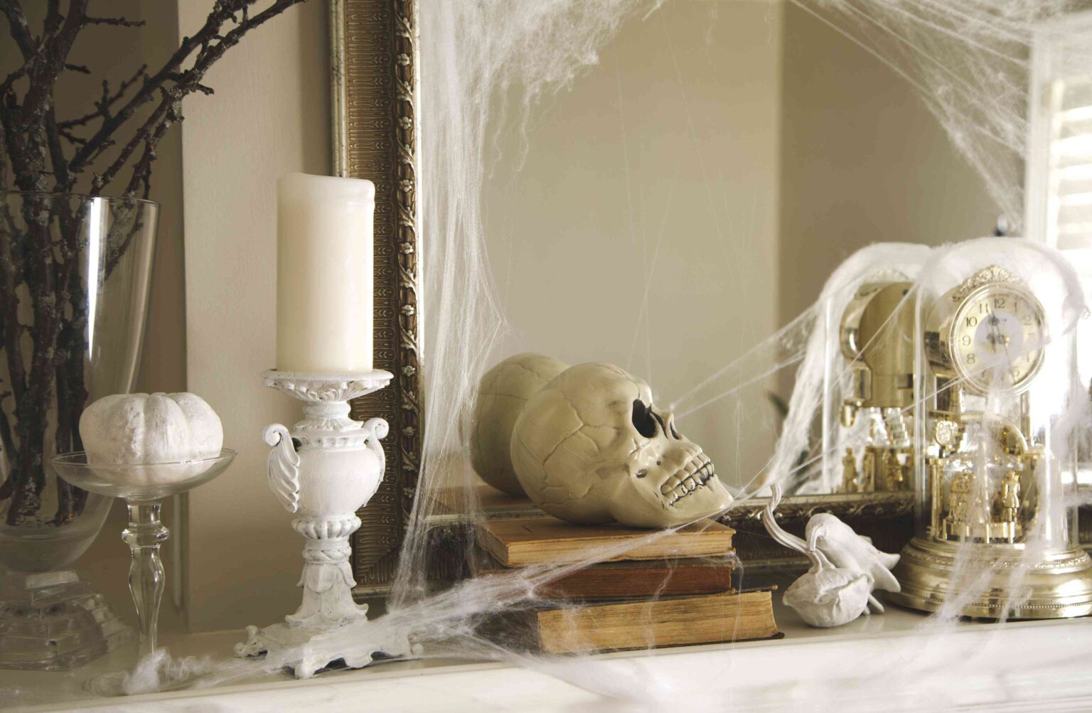 15 Halloween Decorations You'll See Everywhere This Year, According to Google