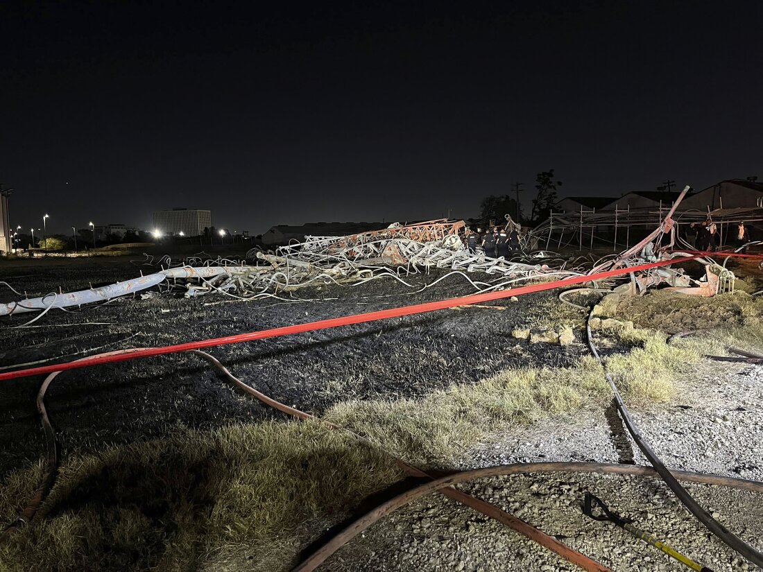 This image provided by the Houston Fire Department shows the scene of a helicopter crash in the city's Second Ward, Sunday, Oct. 20, 2024.