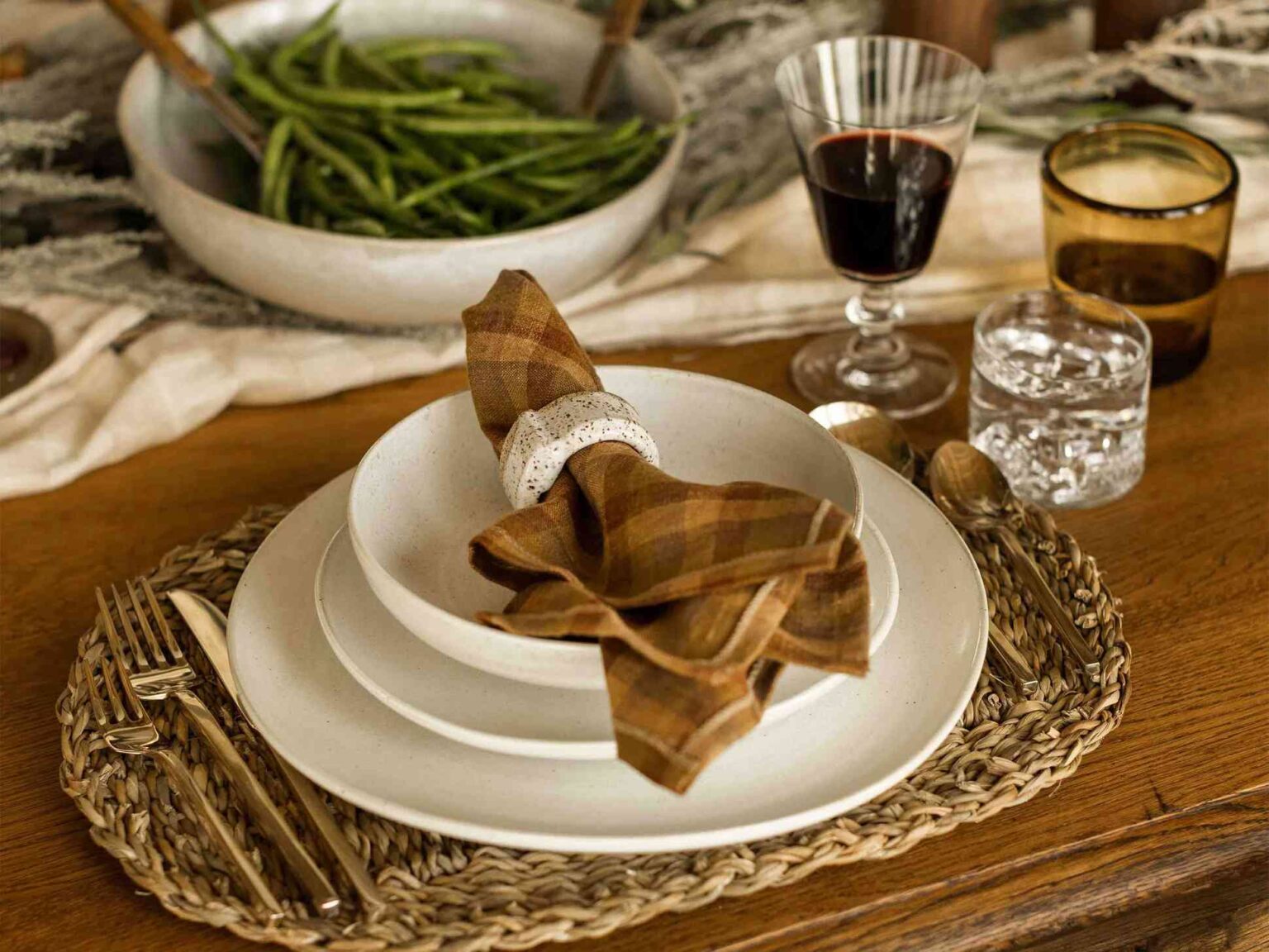 6 Simple Touches That Will Elevate Your Thanksgiving Table, According To Designers