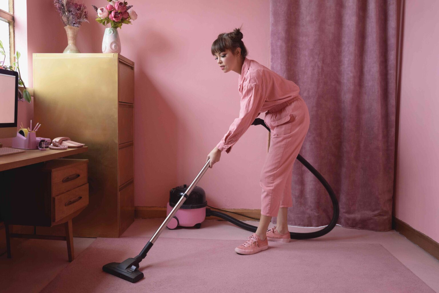 6 Vacuuming Mistakes You're Making That Are Slowly Damaging Your Machine, According to a Repair Pro