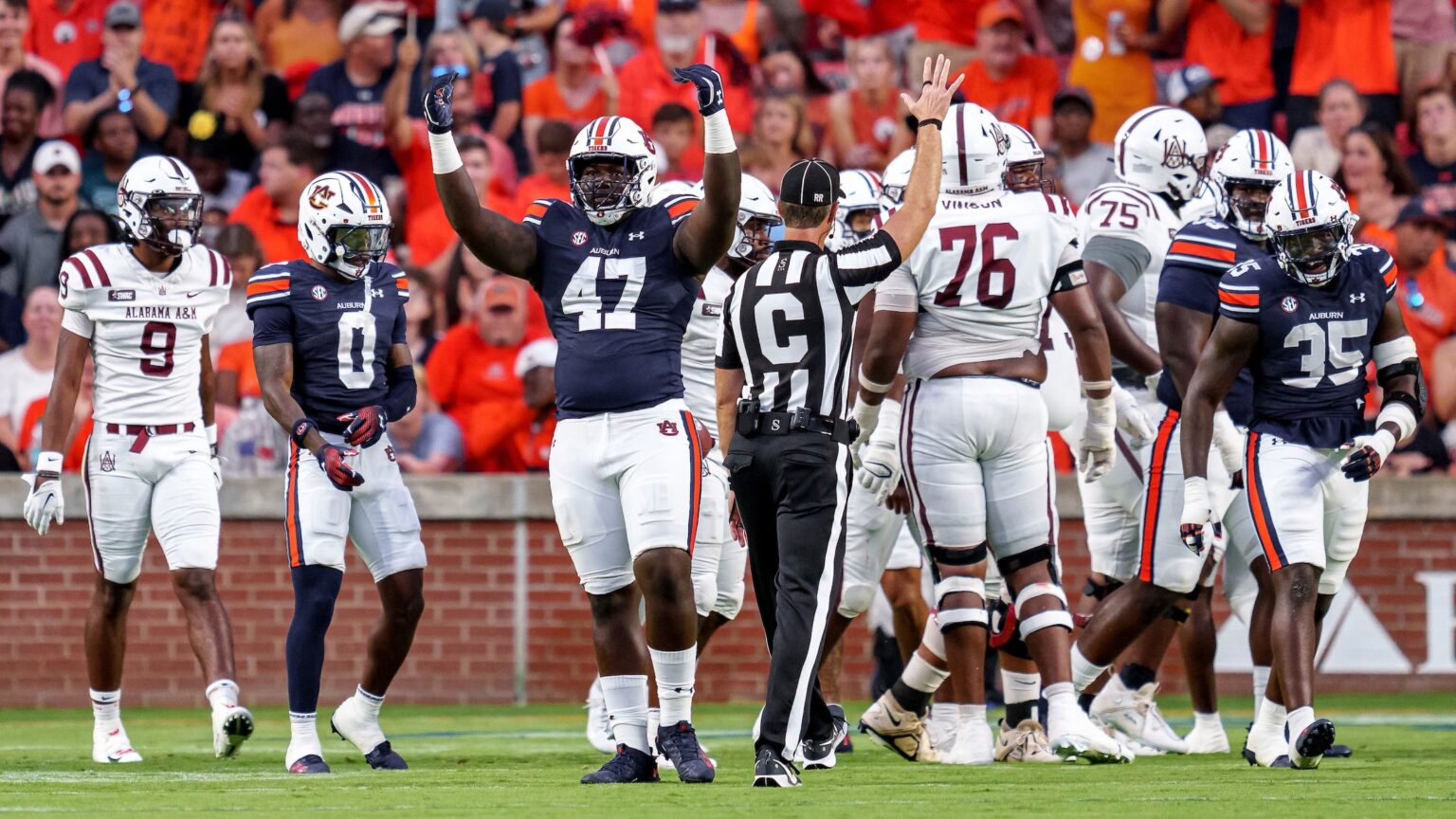 Auburn football freshmen optimistic about future: 'We’re going to flip the switch'