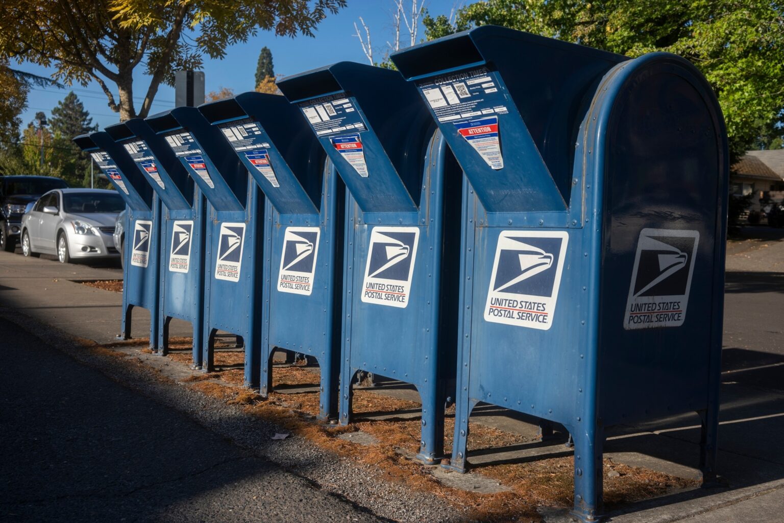 Ballots damaged after USPS mailbox lit on fire in Phoenix: Police