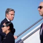 Secretary of State Antony Blinken walks to board a plane en route to the Middle East as he departs Joint Base Andrews, Md., Oct. 21. AP-Yonhap