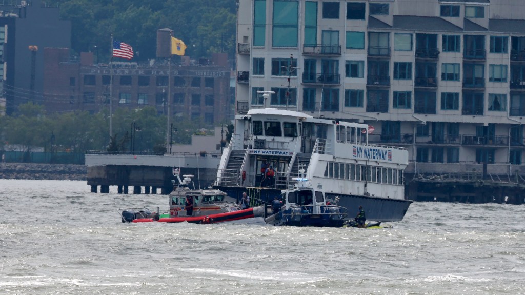 Boat owner whose vessel capsized in Hudson river, killing 2, pleads guilty