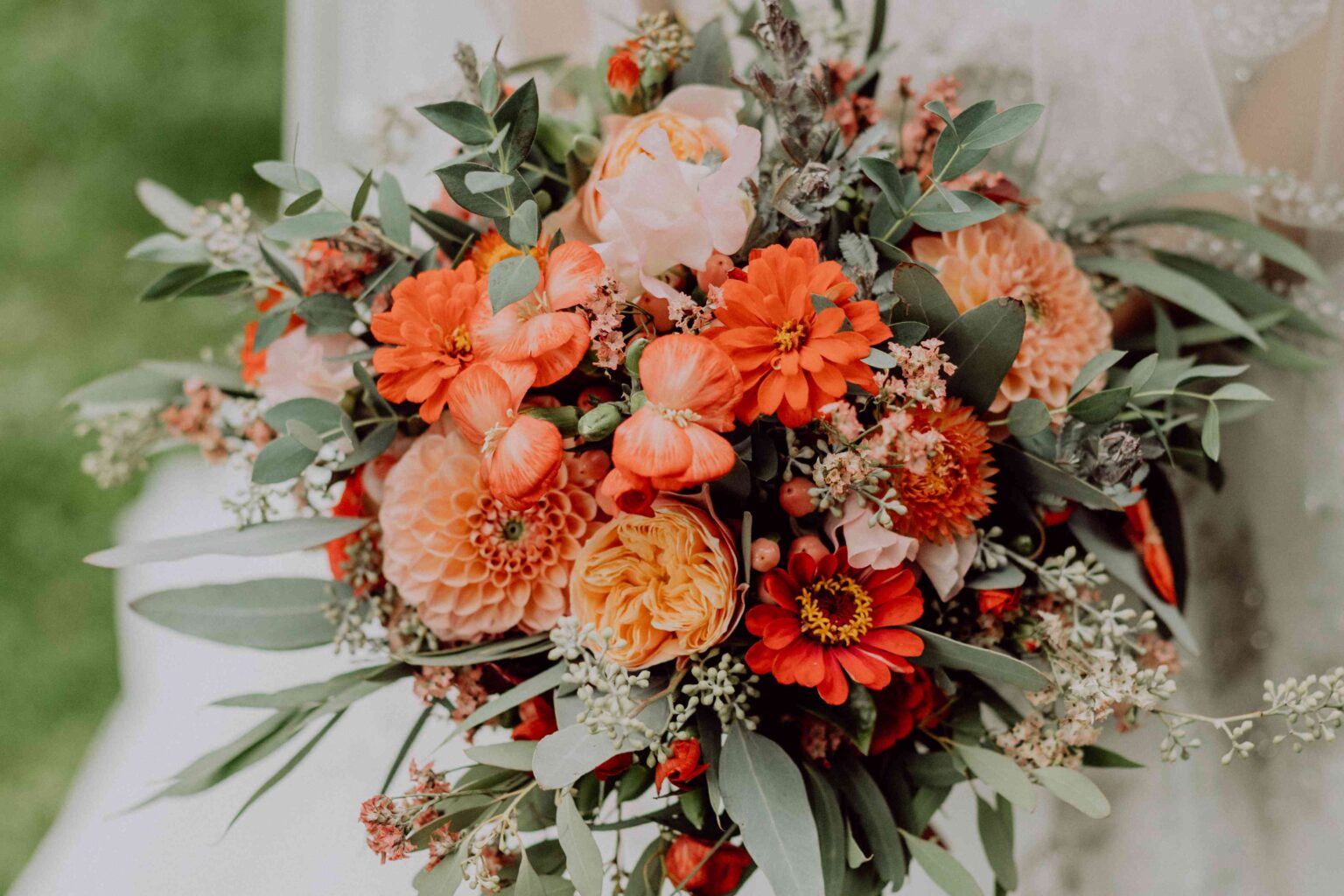 Brides + Minted Just Announced the 2025 Wedding Color of the Year—and Now We're Dreaming of a Romantic Italian Getaway