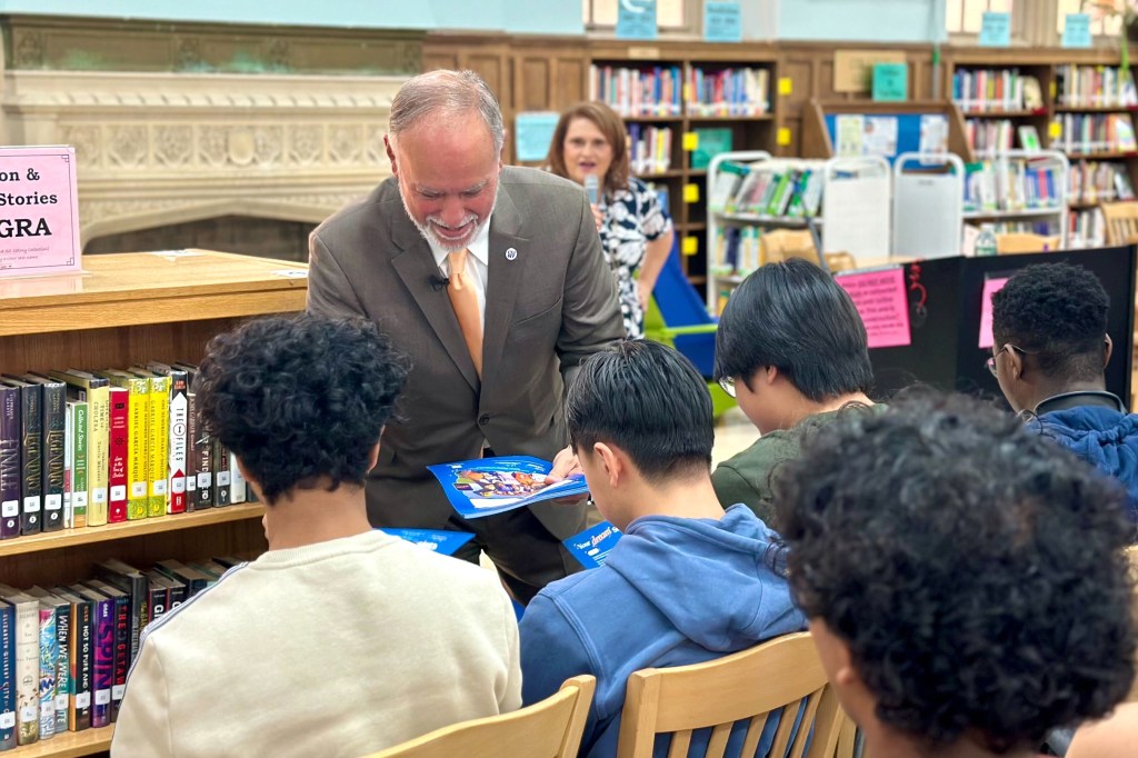 CUNY applications up, but ‘most needy’ students hurt by financial aid form issues: chancellor