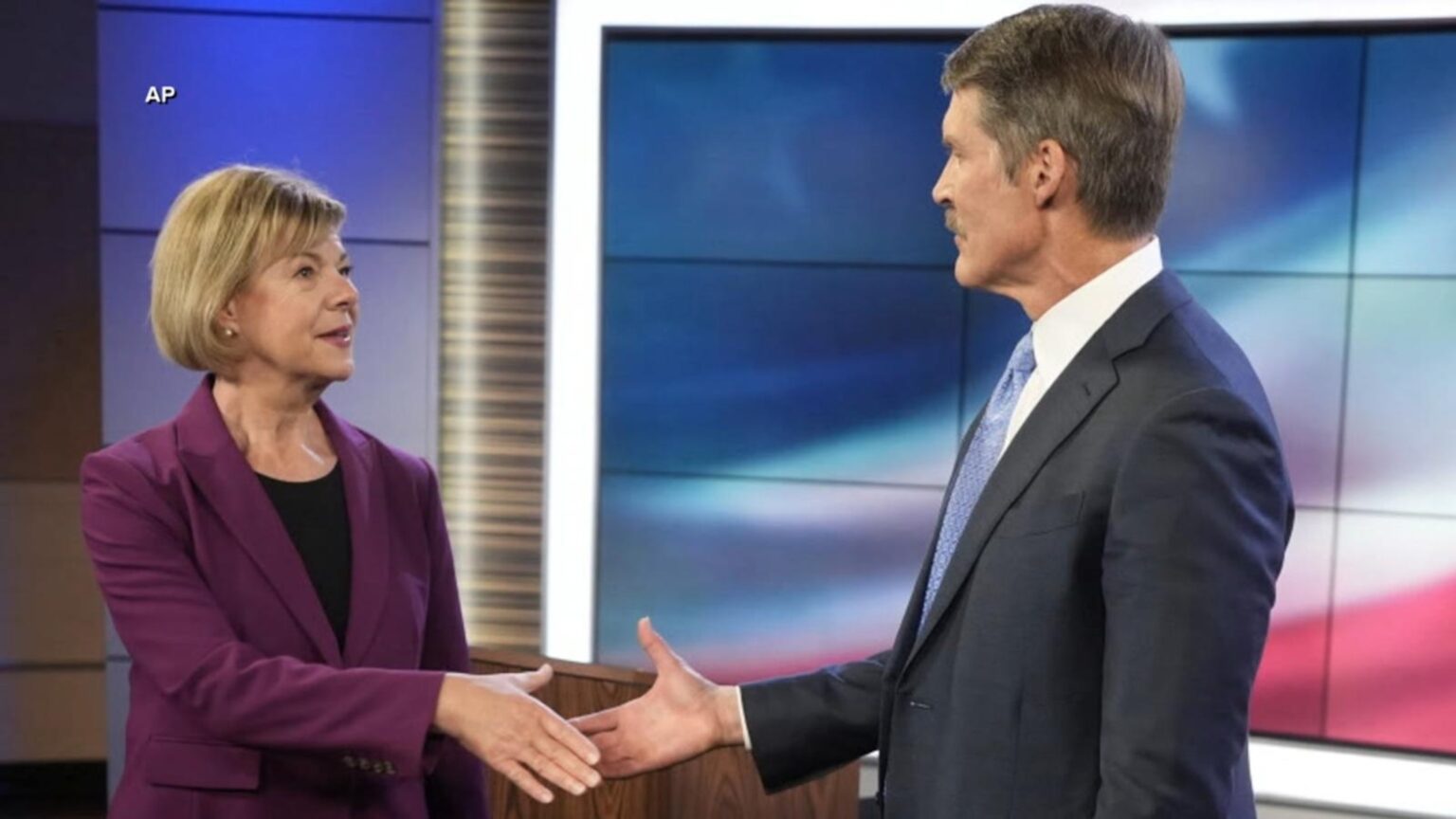 Communication expert breaks down Tammy Baldwin, Eric Hovde's Wisconsin Senate debate performances