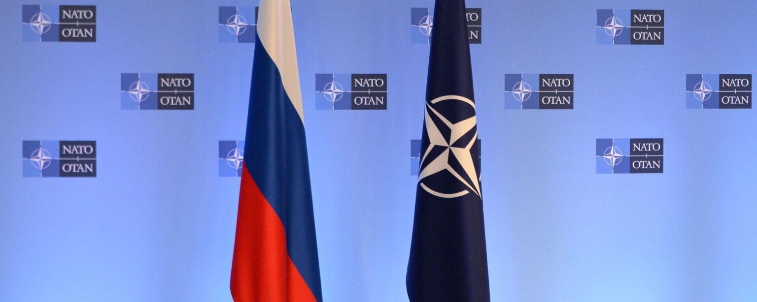 Russian and NATO flags. File photo - Sputnik International, 1920, 12.10.2024