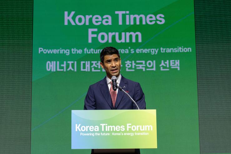 David Jones, country manager of RWE Renewables Korea, delivers a special speech, titled 'The role of offshore wind in Korea’s future energy strategy,' at the Korea Times Forum, held at the Korea Chamber of Commerce and Industry in central Seoul, Wednesday.  Korea Times photo by Shim Hyun-chul