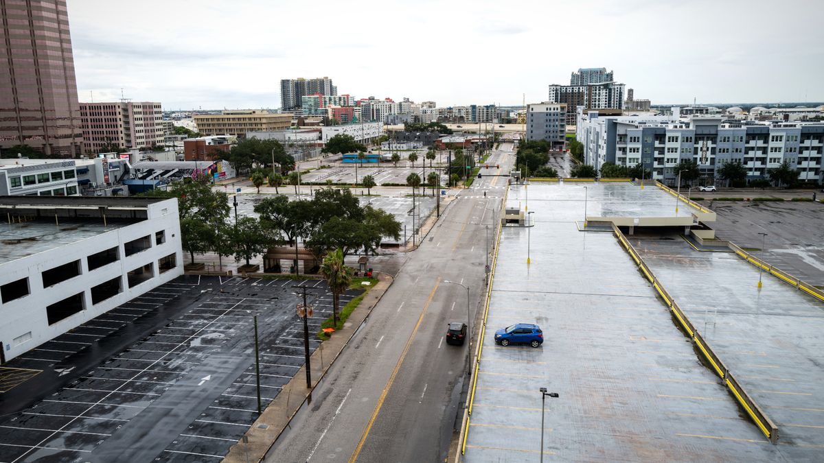 Floridians flee oncoming Hurricane Milton