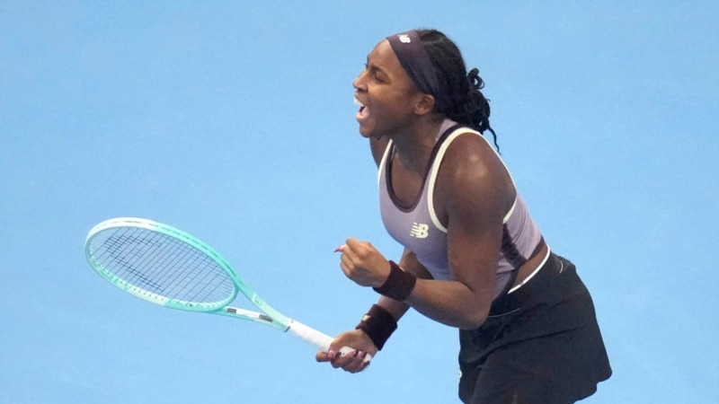 Gauff rallies to reach China Open final; Sinner, Alcaraz win in Shanghai