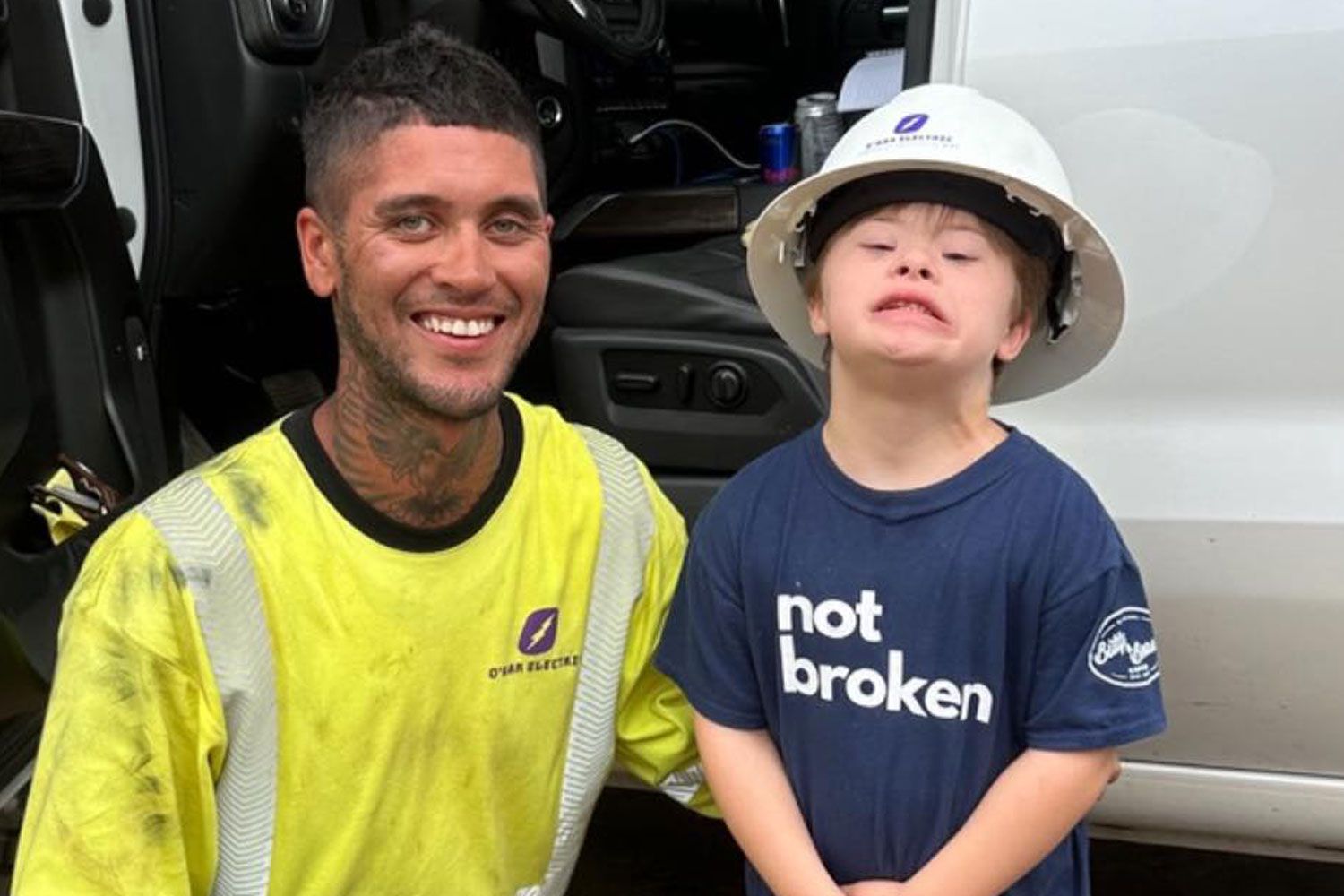 Georgia 5 Year Old Becomes Honorary Lineman Thanks To Recovery Crew From Texas