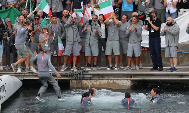 Great Britain make stuttering start to historic bid for America’s Cup glory