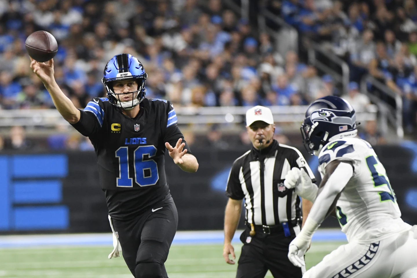 Jared Goff sets NFL record completing all 18 of his passes in Lions’ 42-29 win over Seahawks –