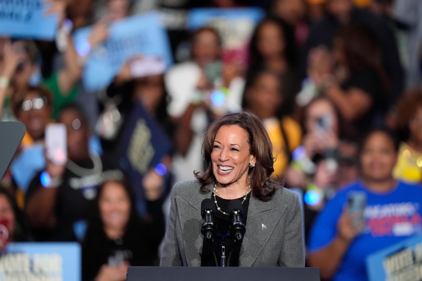 Kamala Harris attends church in Georgia, encouraging Black congregants to vote