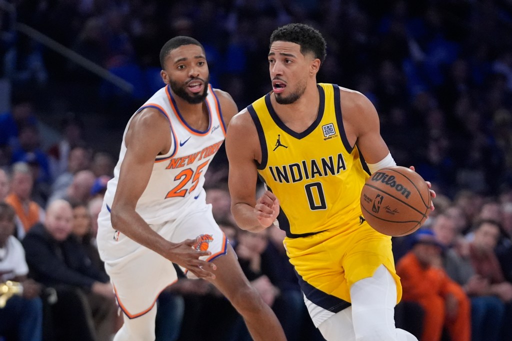 Knicks hold Tyrese Haliburton scoreless in blowout win over Pacers