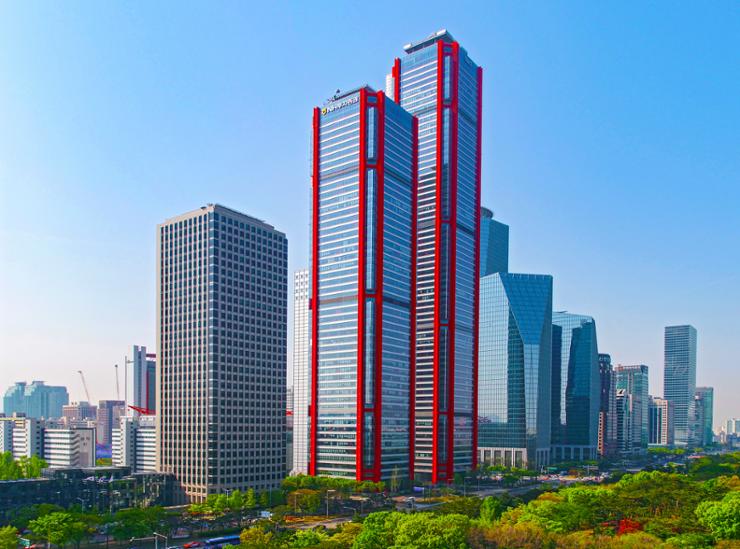 A panoramic view of Seoul's financial district of Yeouido / Korea Times file