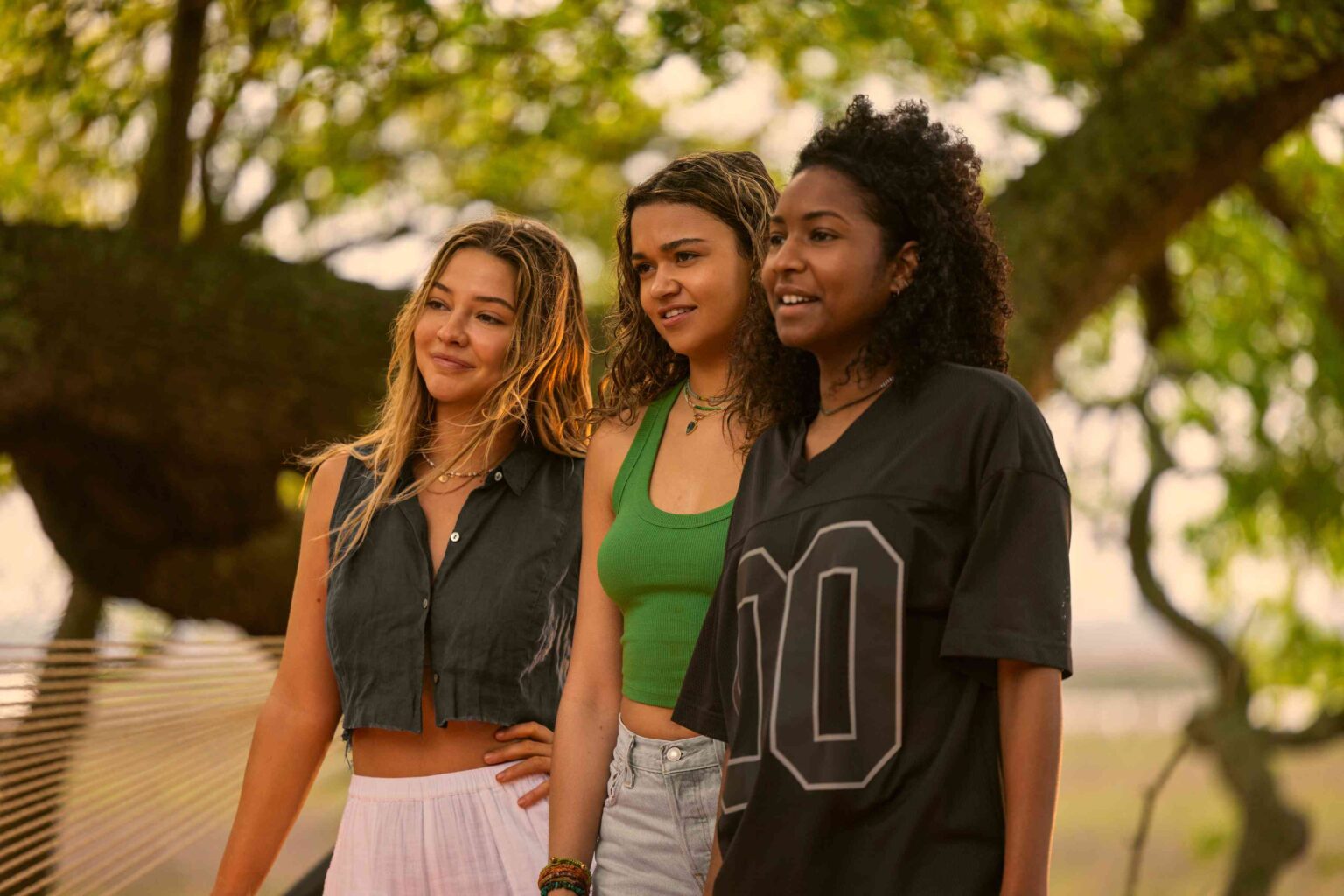 'Outer Banks' Stars Madison Bailey and Madelyn Cline Want Kiara and Sarah to Date