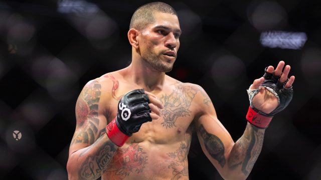 Pereira retains light heavyweight title via TKO vs. Rountree Jr. at UFC 307