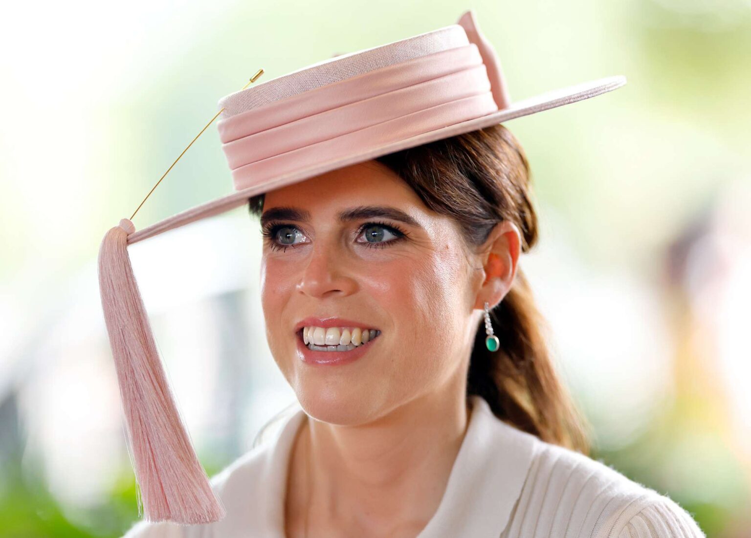 Princess Eugenie Is in a "Precarious Balancing Act" Between Prince Harry and the Royals