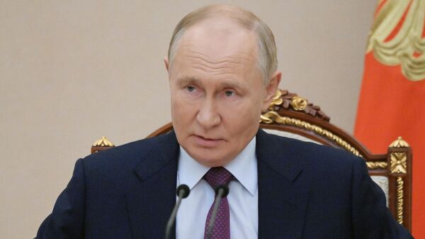 Putin Addresses BRICS Business Forum