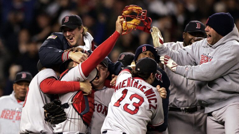 Remembering the more underrated moments, heroes from Red Sox' 2004 ALCS comeback on 20th anniversary