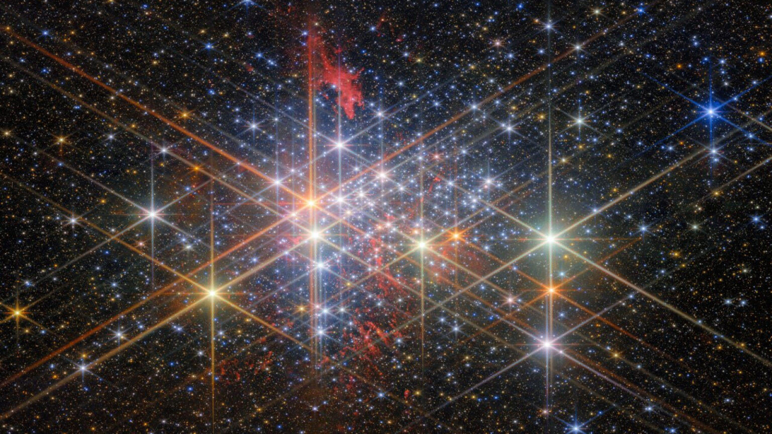 Space photo of the week: James Webb telescope spots the ultimate 'super star cluster' deep in the Milky Way