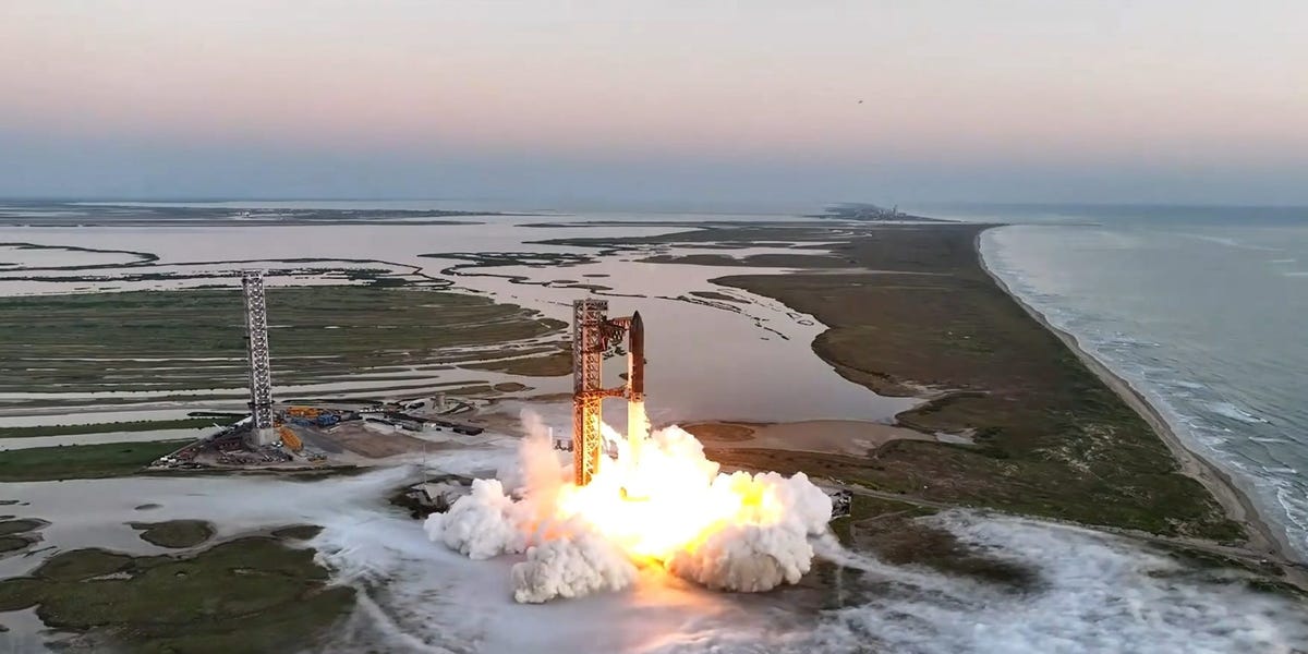 SpaceX's Starship completes historic 5th flight test