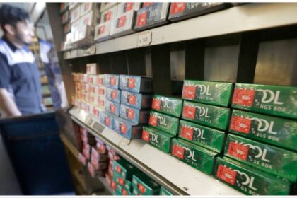 Teen tobacco use falls to 25-year-low, CDC reports