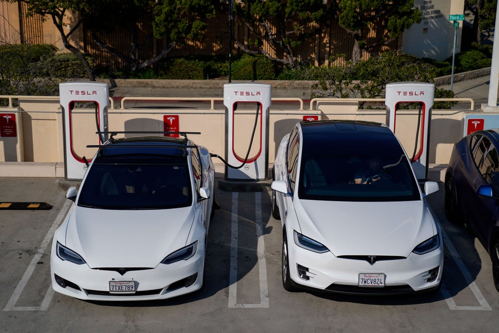 Tesla Ships Over 460,000 Electric Vehicles, Highest All Year | Entrepreneur