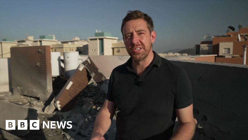 Watch: BBC reporter in the midst of rocket fire into Israel